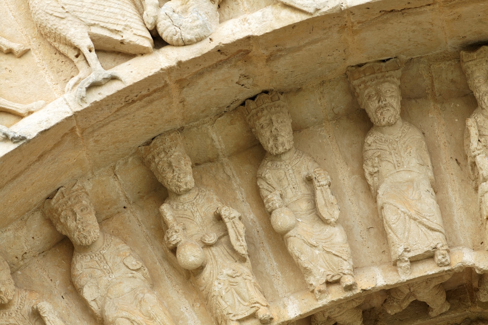 Alnay Saintonge: South Portal Details